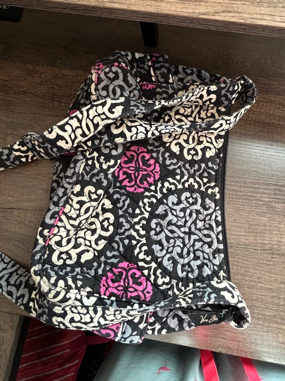 Vera Bradley Shoulder Bag – Black/White Damask with Pink